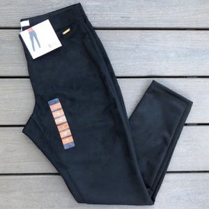 Ellen Tracy  Faux Suede Legging Sz M